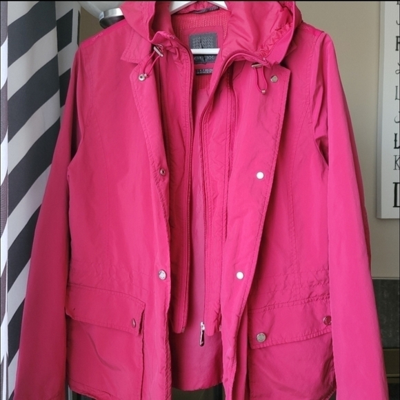 Geox Respira Hooded Thermal Jacket in Pink Rose Size Small - Picture 3 of 17